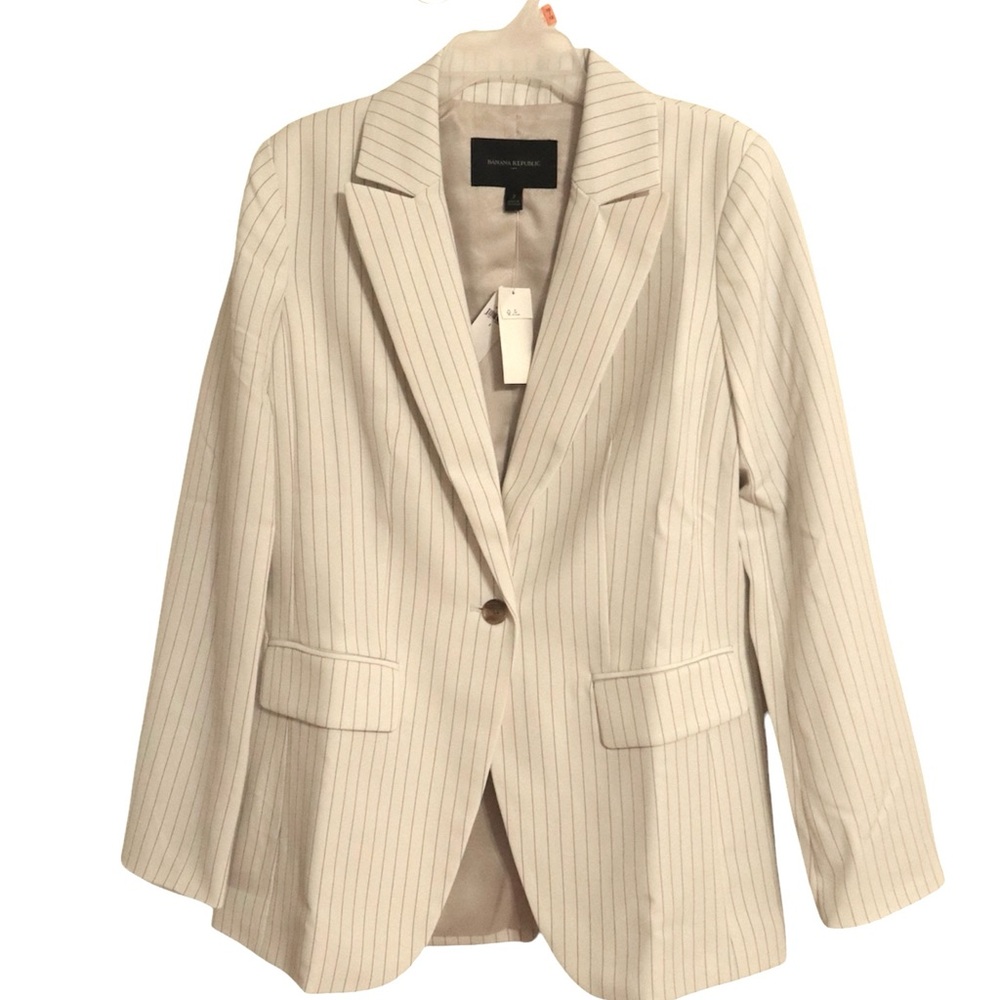 Banana Republic Striped Blazer and Pants Size‎ 2 Beige Suit NWTO